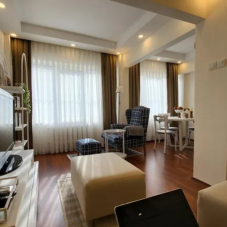 Apartment Chic Flat In Sariyer With Balcony And Sea View