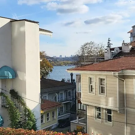 Chic Flat In Sariyer With Balcony And Sea View
